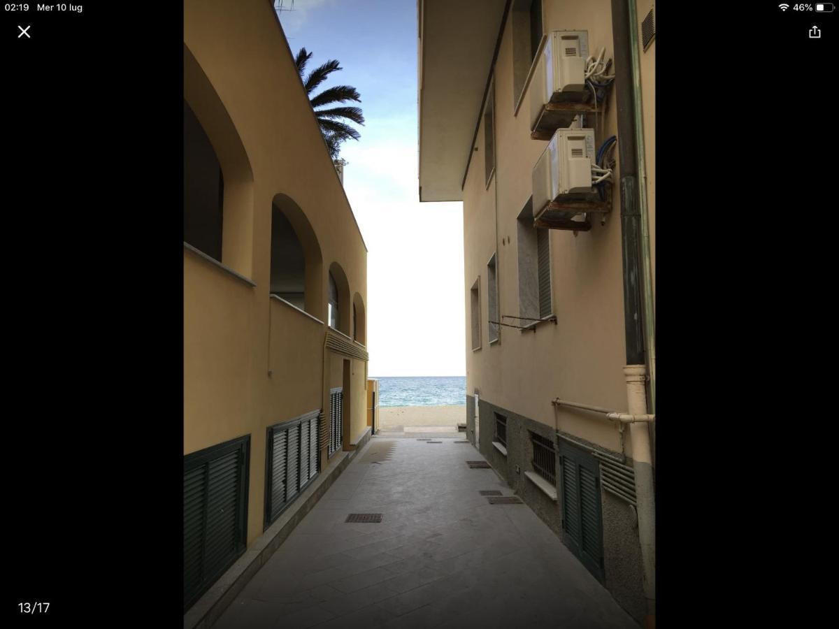 Babyaccommodation Family Sea & Box Pietra Ligure Kültér fotó